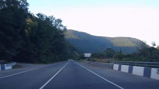 Туапсе, едем домой с Лазаревского в Ставрополь через Майкоп. смотреть онлайн