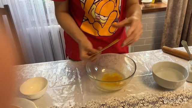 На Ифтар готовим Куырдак или Жаркое и слоенная лепешка Каттама нан roast and puff pastry смотреть онлайн