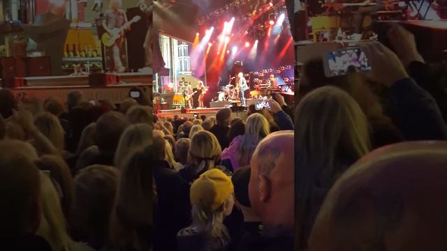 Magnus uggla gröna lund 20150904 смотреть онлайн