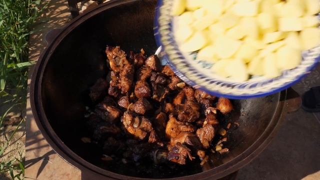 Dymlyama, a traditional dish смотреть онлайн