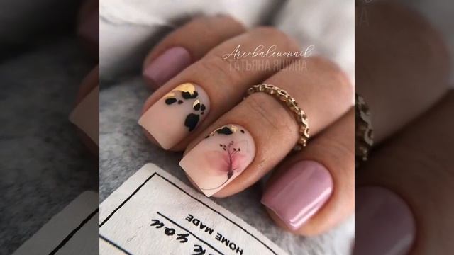 свежие идеи дизайна ногтей. маникюр декабрь 2021. ногти зима 2022. зимний дизайн ногтей смотреть онлайн