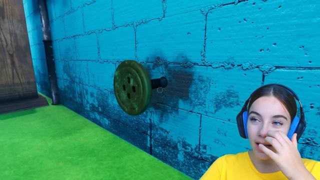 Я НАШЛА ДИНОЗАВРА! Playtown