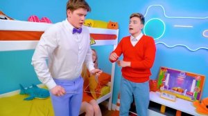 Бедная vs Богатая vs Гига Богатая Тройняшка | Мы Нашли Наших Настоящих Родителей