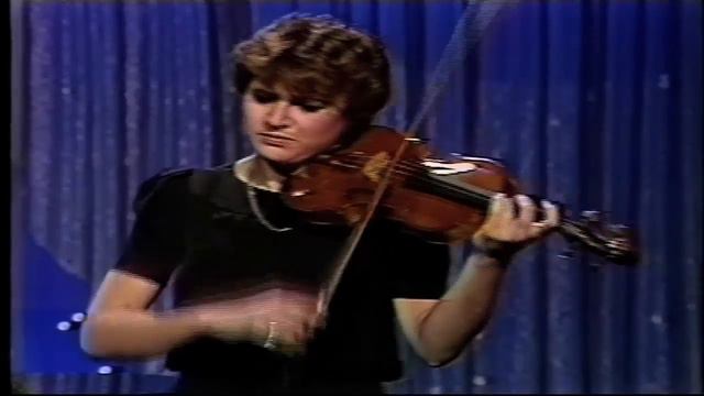 Nadja Salerno-Sonnenberg Plays Mendelssohn's Violin Concerto On The Tonight Show