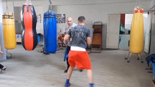 Тренировка с нудлами Нарек Захарян и тренер Геворг Саргсян 16.07.2022г. смотреть онлайн