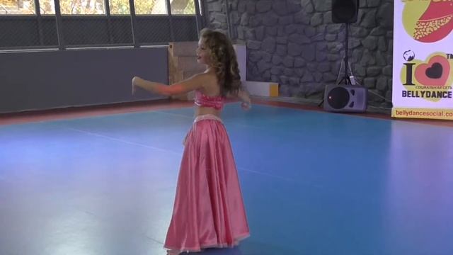 Андриевская Дарина дебют МС Raqs Studio "Amjad" рук. Ольга Ахапкина смотреть онлайн