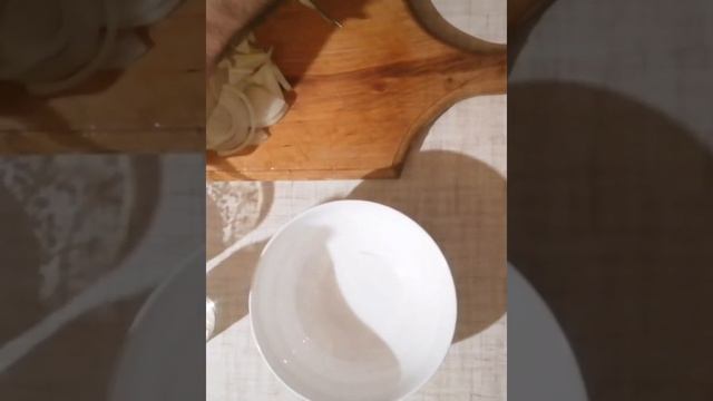 Говяжья печенка с маринованным луком. Вам очень понравится!!! смотреть онлайн