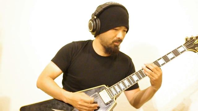 Eyeshine Run Away cover смотреть онлайн