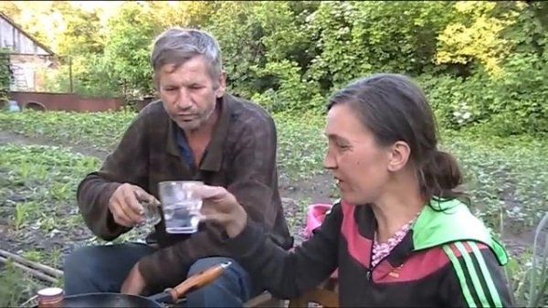 Миньет после ужина на природе.