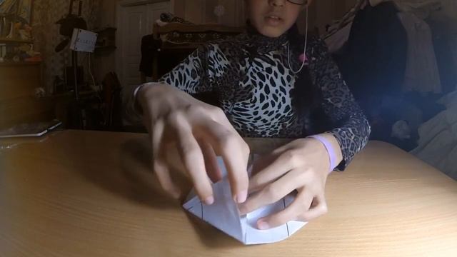 как сделать валентинку из бумаги?(ОРИГАМИ)/how to make a Valentine out of paper?(ORIGAMI) смотреть онлайн