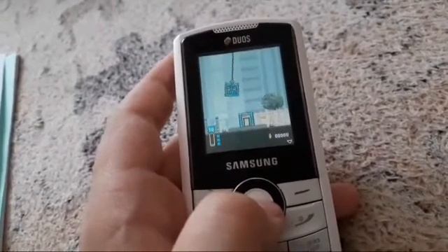 Легендарная игра на кнопочный телефон смотреть онлайн