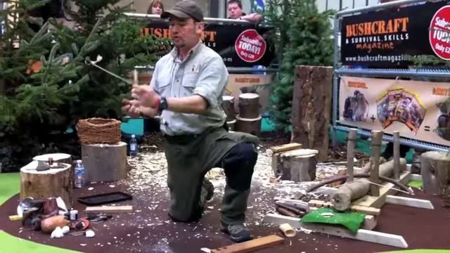 Bushcraft Tips - How to light a fire with a bow drill смотреть онлайн