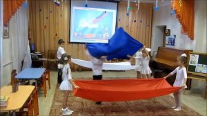 танец с полотнами «Звезда России»
