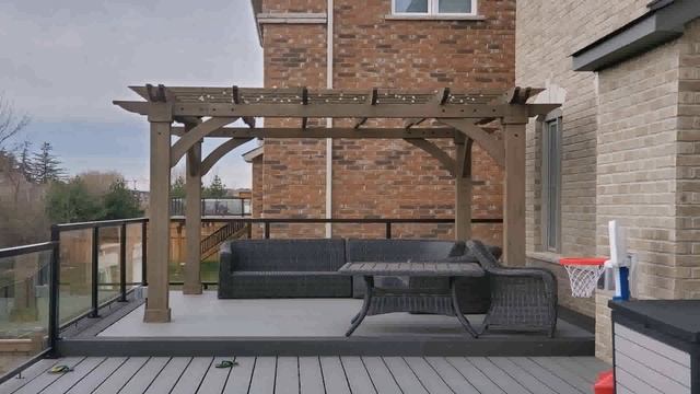 Deck Design With Pergola смотреть онлайн
