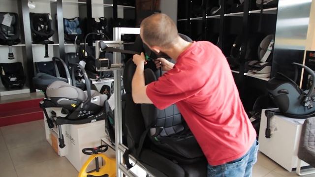 Foteliki Samochodowe 15-36 kg z Funkcją Spania смотреть онлайн