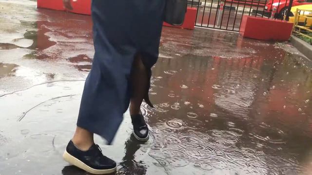 Дождливый день: Летний OOTD/ Cold summer outfit idea!❤️ | MyMissMarie смотреть онлайн