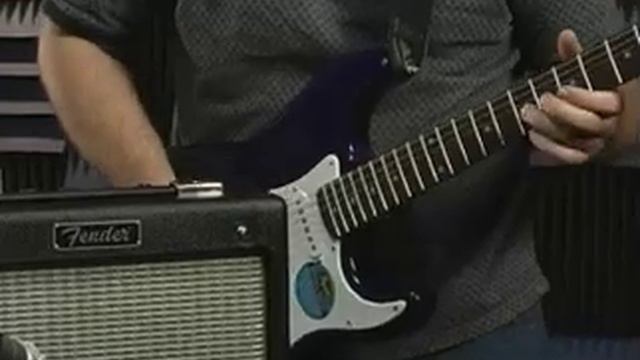 Fender Strat Pack w/ G-DEC Amplifier Demo (3 of 3) смотреть онлайн