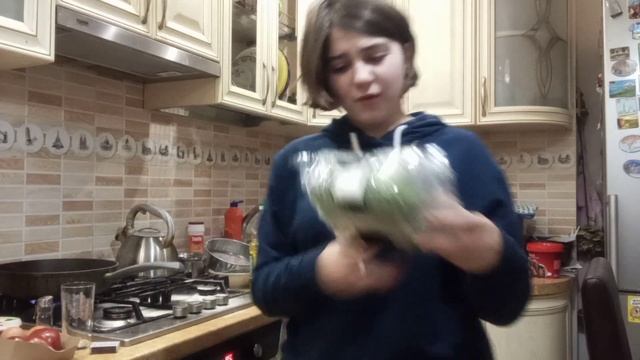 ГОТОВЛЮ ( ВОНЮЧИЙ НЕ СЪЕДОБНЫЙ ОТРАВЛЕННЫЙ ) ПИРОГ С ШПИНАТОМ смотреть онлайн
