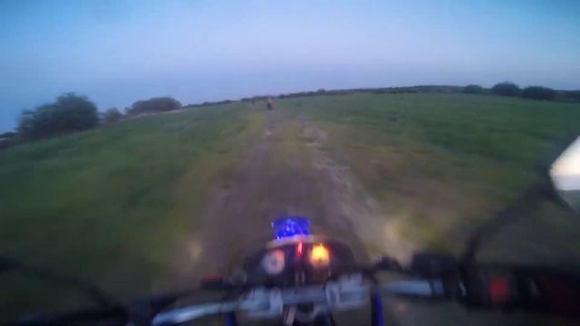 ВАЛИМ БМ ЭНДУРО 250 СТЕЛС 250 ПАТРОН 250 смотреть онлайн
