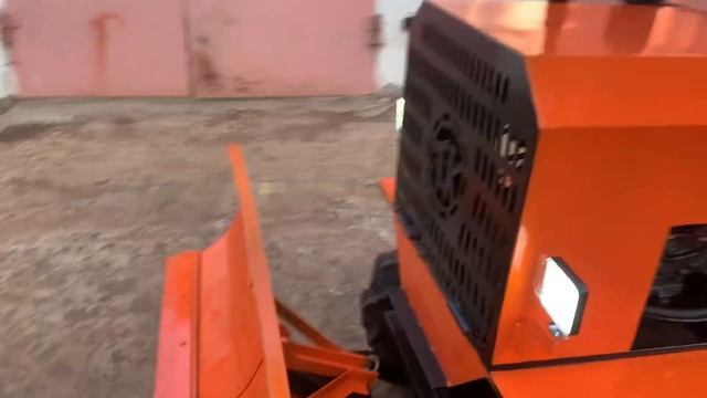 Мини трактор классика 15лс. На гидравлике смотреть онлайн