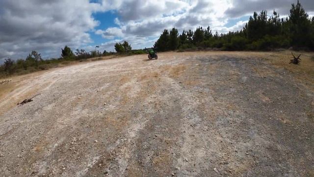 Spot of Bother (Sand and Battery) смотреть онлайн