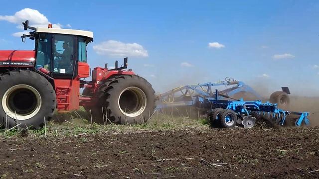 Дисковая борона АГЛ-7,5 от РЗС. Работа на подсолнечнике.