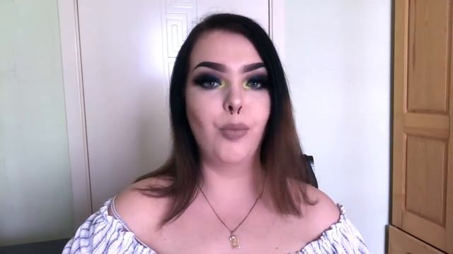 Увольнение учителя за фото... Как должен выглядеть учитель? Стереотипы о внешности учителя смотреть онлайн