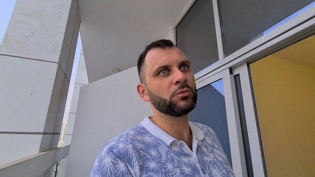 Готовая квартира в Дубае с ремонтом и мебелью за 7 млн.руб. / AZIZI STAR смотреть онлайн