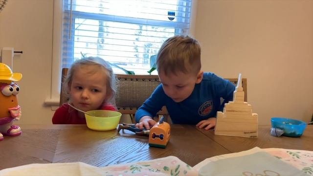 we're hiding SO MANY SECRETS - vlog wk 59 смотреть онлайн
