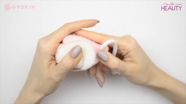 Щеточка для очищения лица G9Skin Deep Cleansing Brush смотреть онлайн