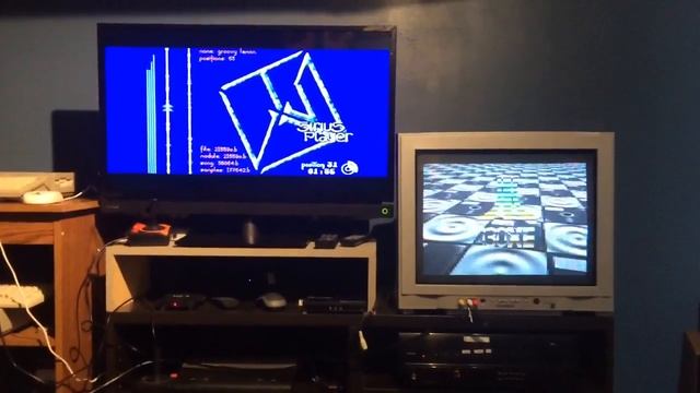 Atari 1040STe Plays A Mod Song - Groovy - By Martin Iveson - On Real Hardware (( IN STEREO )) смотреть онлайн