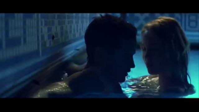Swimfan (2002) - The Girlfriend From Hell (Featurette)