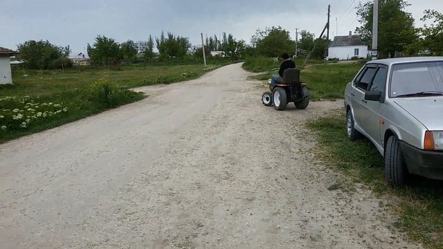 Минитрактор для домашнего участка Поехал! смотреть онлайн