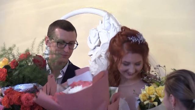 В пгт Володарское состоялось первое бракосочетание смотреть онлайн