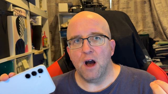 Samsung Galaxy A35 Review: Better Than The Galaxy A55 смотреть онлайн