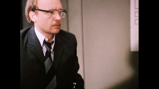 Безынициативен, нерасторопен, неловок смотреть онлайн