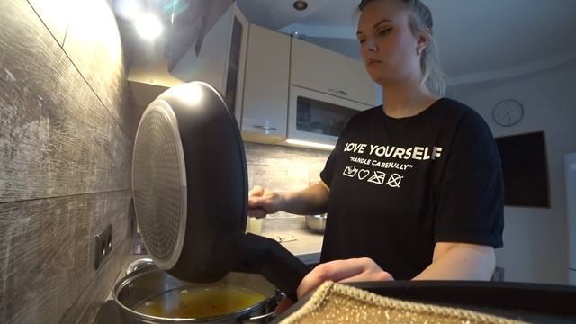 ЛАТВИЯ УБИРАЕТ ОГРАНИЧЕНИЯ | готовим щавельный суп | ОБЕЩАЛ? КУПИЛ! серия 975 Черновы ТВ смотреть онлайн