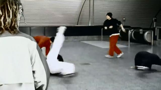 Bomfunk MC's - Freestyler (Video Original Version).mp4 смотреть онлайн