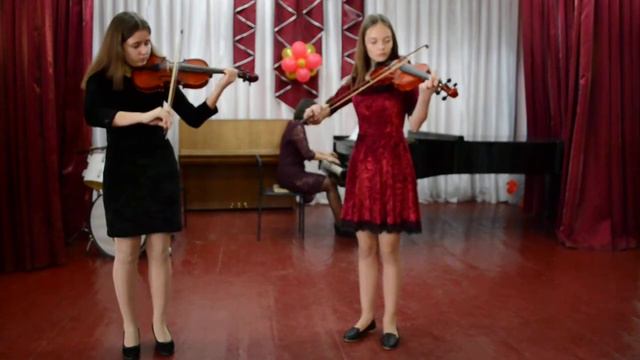 Лиман Віталіна (11р), Циганюк Альона (11р) 