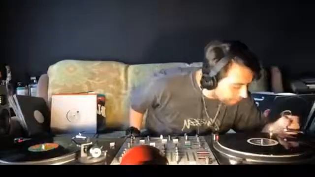 GIANNI SERRA LIVE FOR "CONNESSIONI" смотреть онлайн