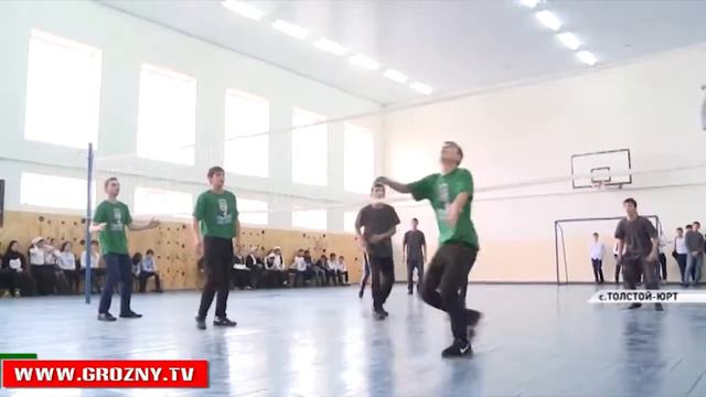 В Грозненском районе прошел турнир по волейболу, приуроченный ко Дню Конституции РФ смотреть онлайн