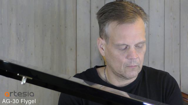 Artesia AG-30 el-flygel solo klaverspil hos DanGuitar.dk смотреть онлайн