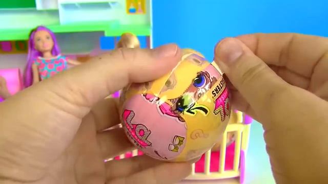 КУКЛЫ ЛОЛ СЮРПРИЗ МУЛЬТИК! НА ПРИЕМЕ У ВРАЧА БАРБИ! МУЛЬТИК С ИГРУШКАМИ ДЛЯ ДЕТЕЙ! смотреть онлайн