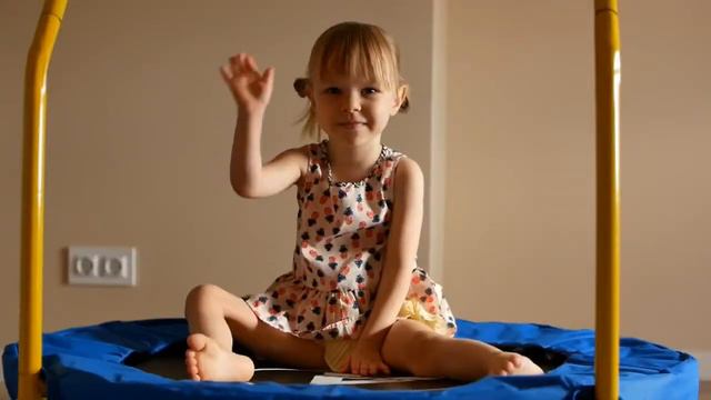 Батут Atleto 91 см з поручнем синій (21000119) смотреть онлайн