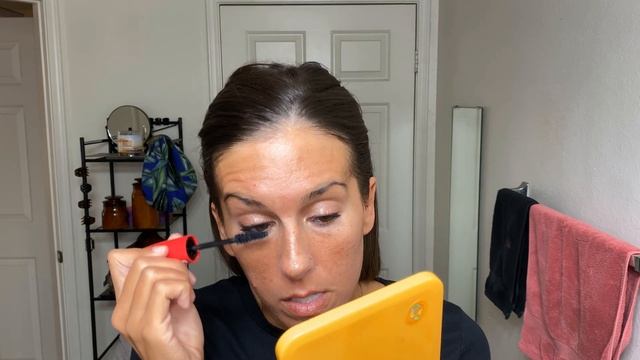 RIMMEL VOLUME ON DEMAND MASCARA VS. EXTRA SUPER LASH MASCARA смотреть онлайн