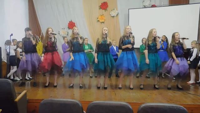 Золотой птенец - образцовый вокальный ансамбль ЦДТ г. Лунинец смотреть онлайн