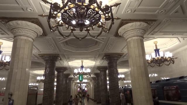 Самая Красивая Станция Метро. Санкт - Петербург. Самостоятельное Путешествие. 2013 смотреть онлайн