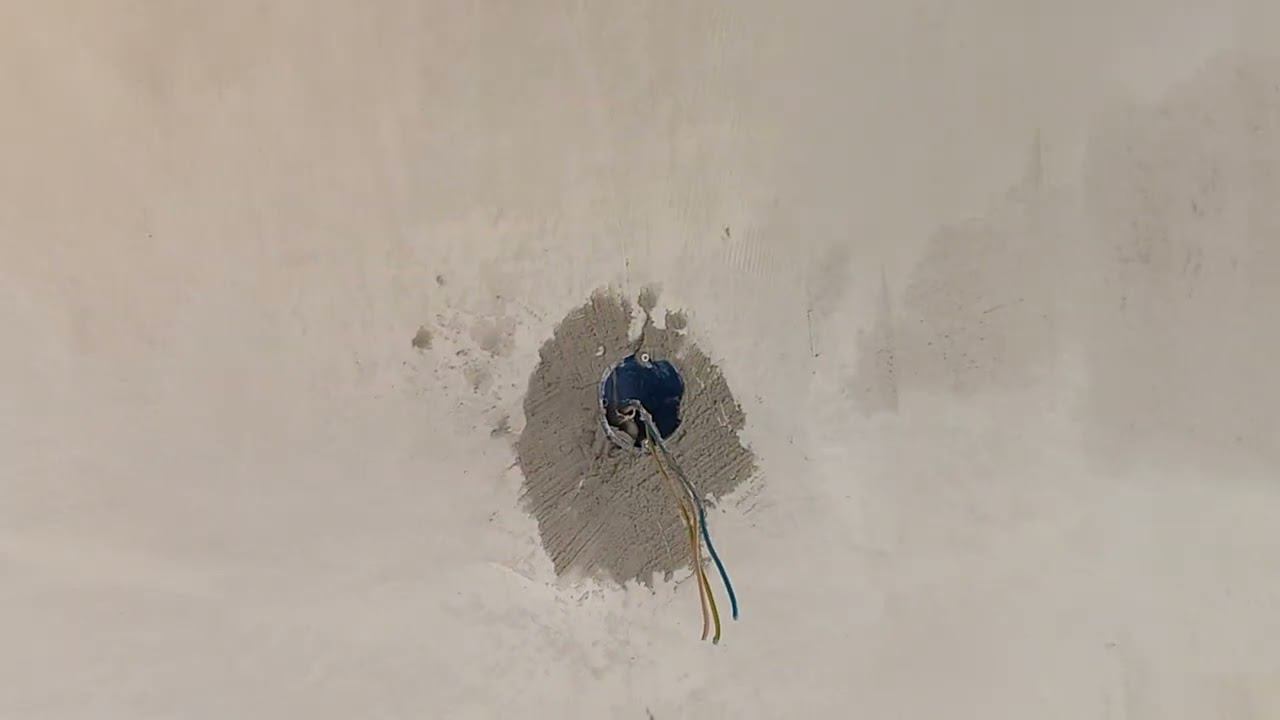 Электрик в Брянске. Монтаж подрозетников а доме смотреть онлайн