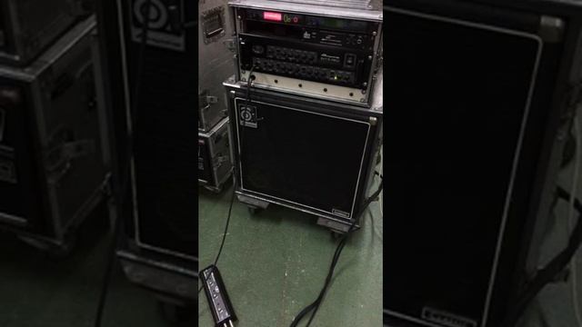 Ampeg SVT5Pro + Sound Gear by Ibanez test 2 смотреть онлайн