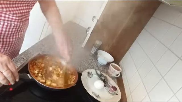 Гречневый суп, с грибами и картофельными клёцками смотреть онлайн